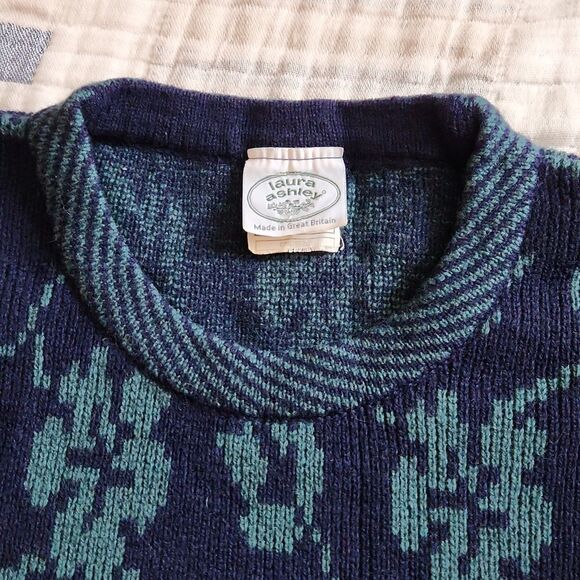 NWOT Laura Ashley Vintage Scotland wool floral pullover sweater - Picture 5 of 8